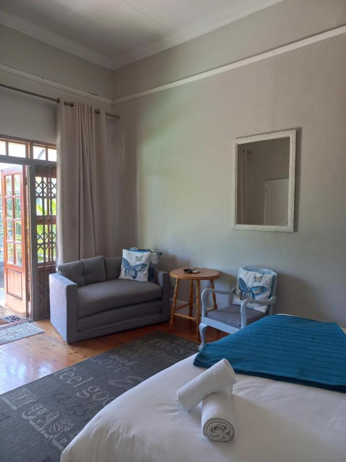 Dreamers Guesthouse - No Loadshedding King William's Town Esterno foto
