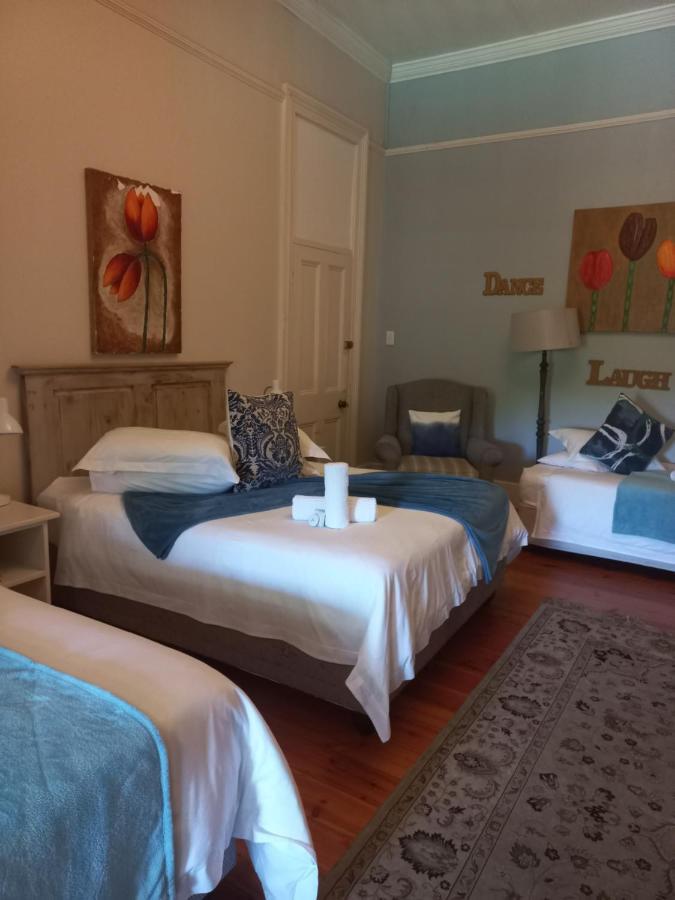 Dreamers Guesthouse - No Loadshedding King William's Town Esterno foto